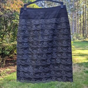 H&M Gray Lace Skirt Size 8
